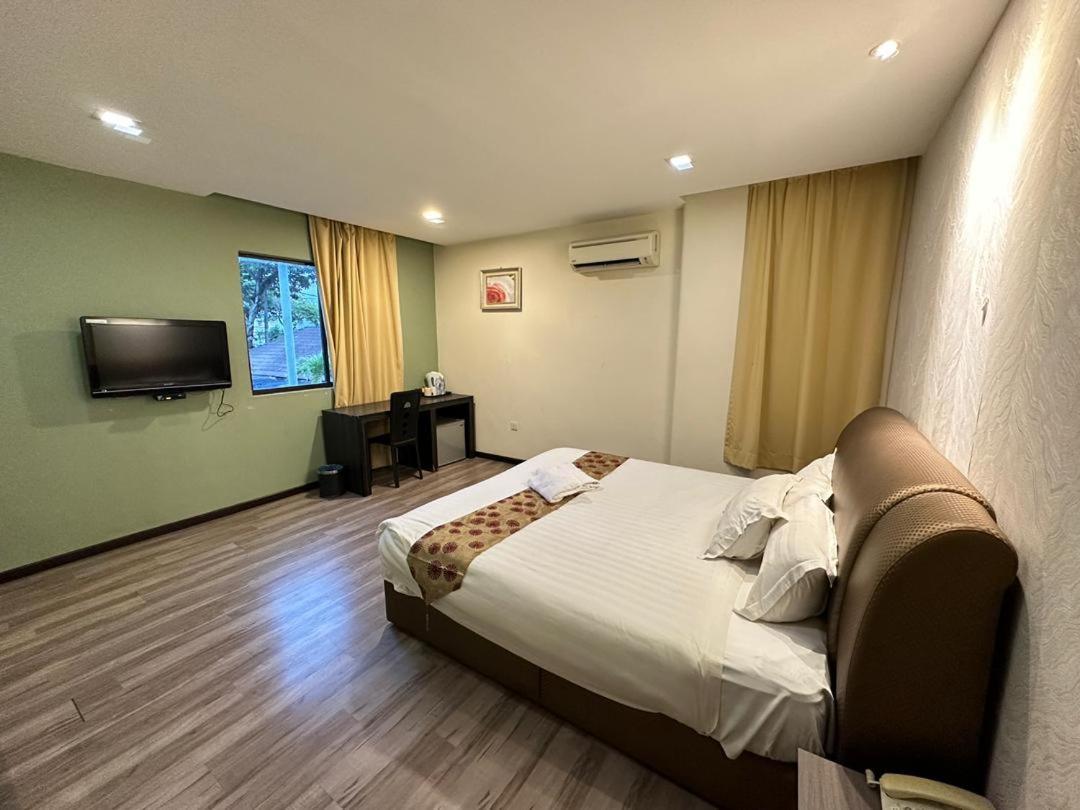 I Garden Hotel Ίπο Εξωτερικό φωτογραφία